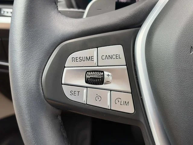 Used 2024 White BMW sDrive30i image 24