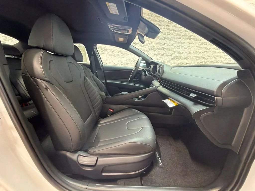 New 2026 Serenity White Hyundai SEL Sport image 11