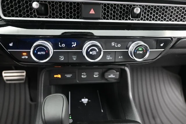 New 2026 Platinum White Pearl Honda Sport Touring image 19