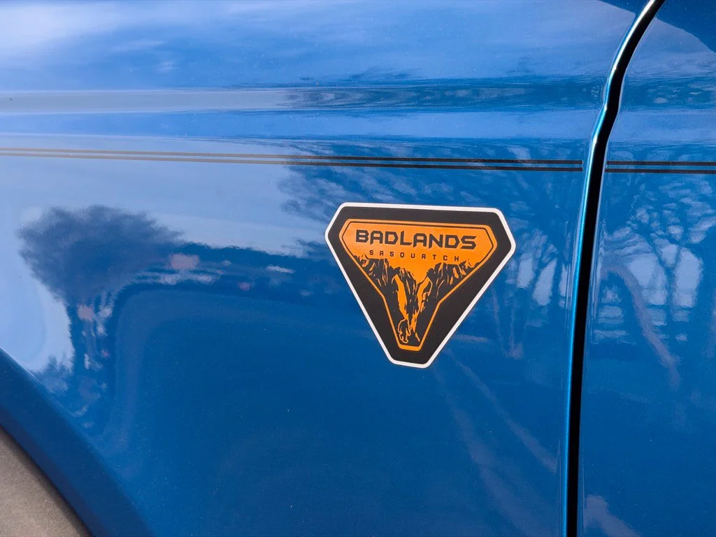 Used 2025 Blue Ford Badlands image 14