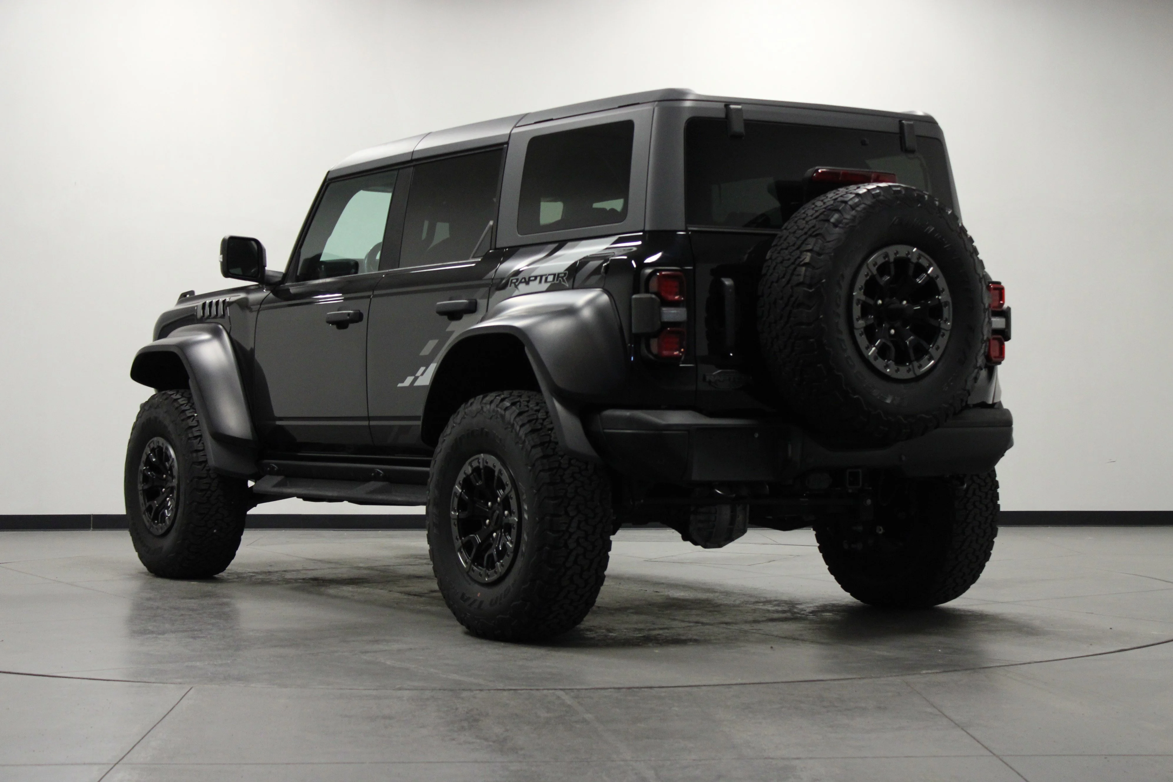 Used 2022 Shadow Black Ford Raptor image 6