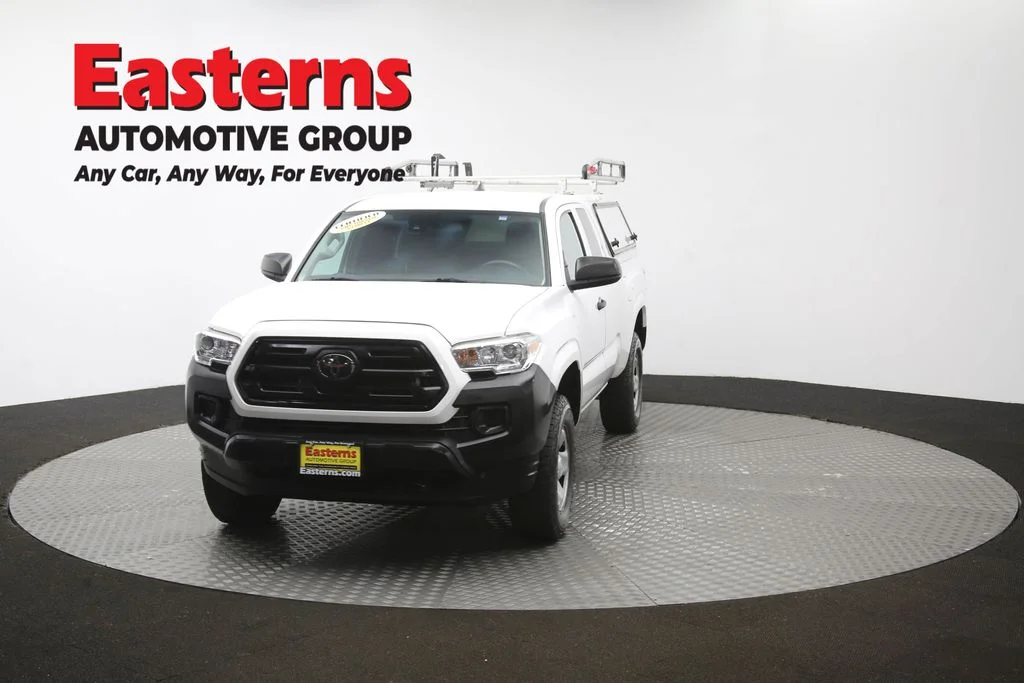 Used 2019 White Toyota SR image 51