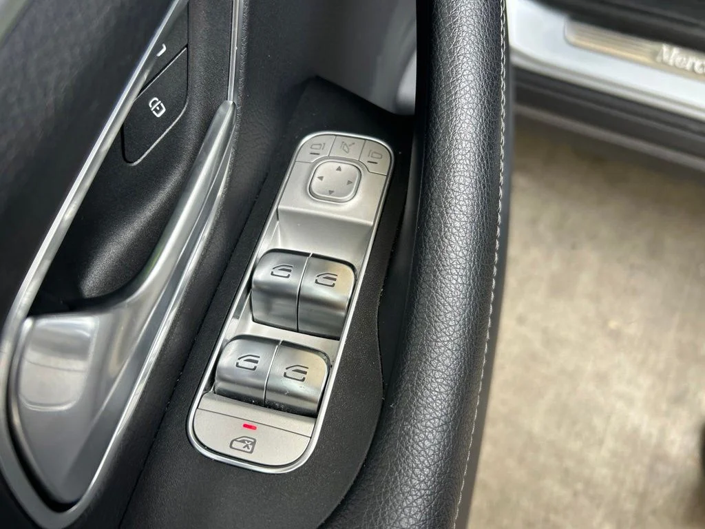 Used 2025 Silver Mercedes-Benz GLE 350 image 40