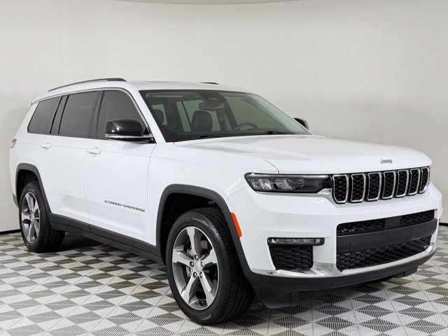 Used 2024 Bright White Clearcoat Jeep Limited image 1