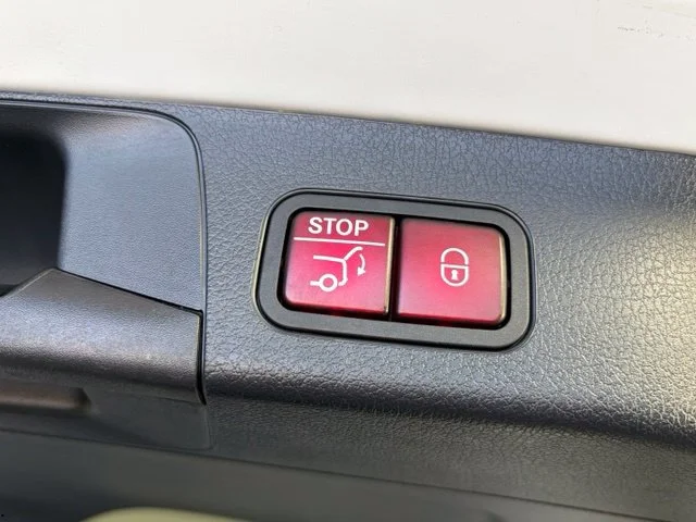 Used 2022  Mercedes-Benz GLB 250 image 54