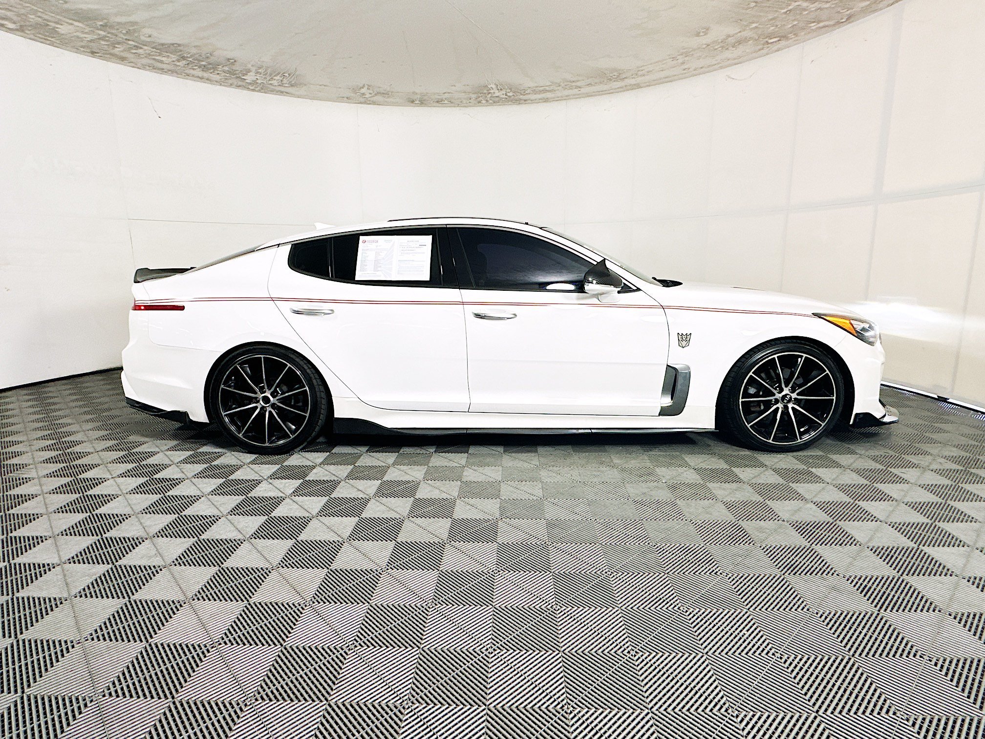 Used 2018 Kia Stinger Premium with VIN KNAE25LA6J6011453 for sale in Coconut Creek, FL