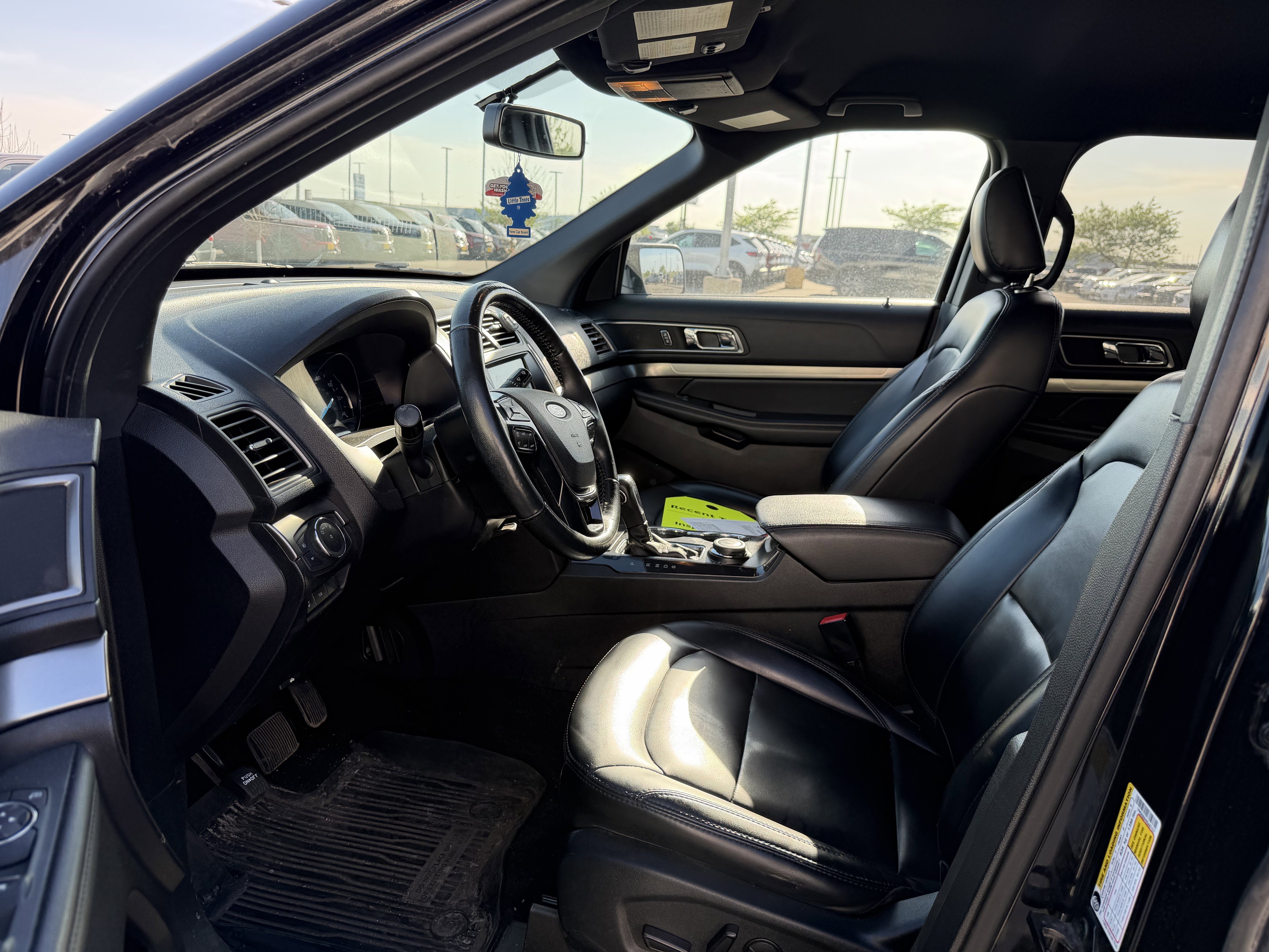 Used 2019 Agate Black Metallic Ford XLT image 7