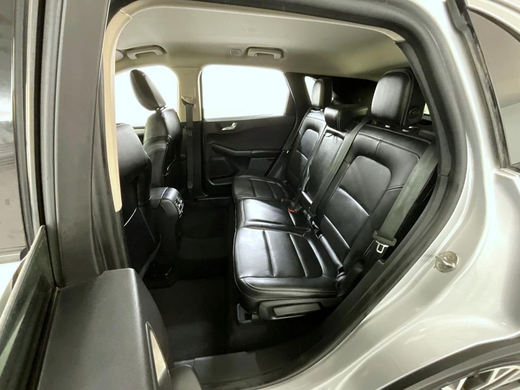 Used 2020 Silver Ford SEL image 19