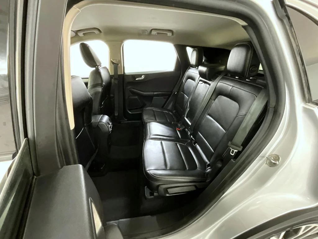 Used 2020 Silver Ford SEL image 19