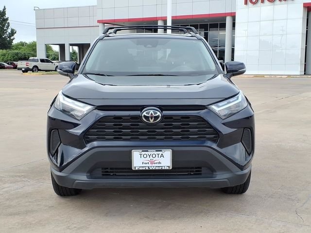 Used 2024  Toyota XLE image 2