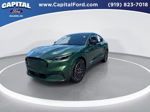 Used 2025 Green Ford Premium image 4