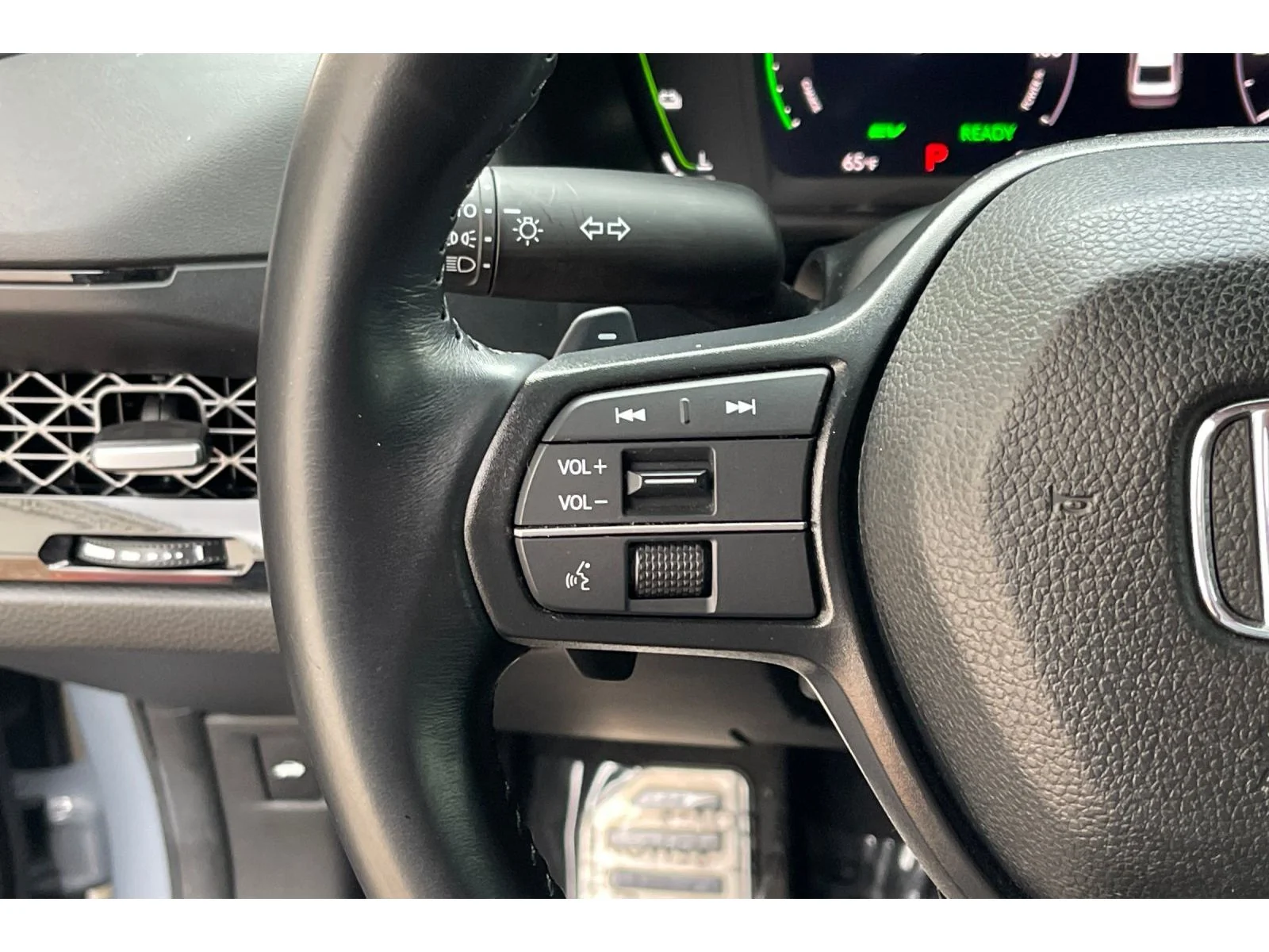 Used 2024 Urban Gray Pearl Honda Sport-L image 34