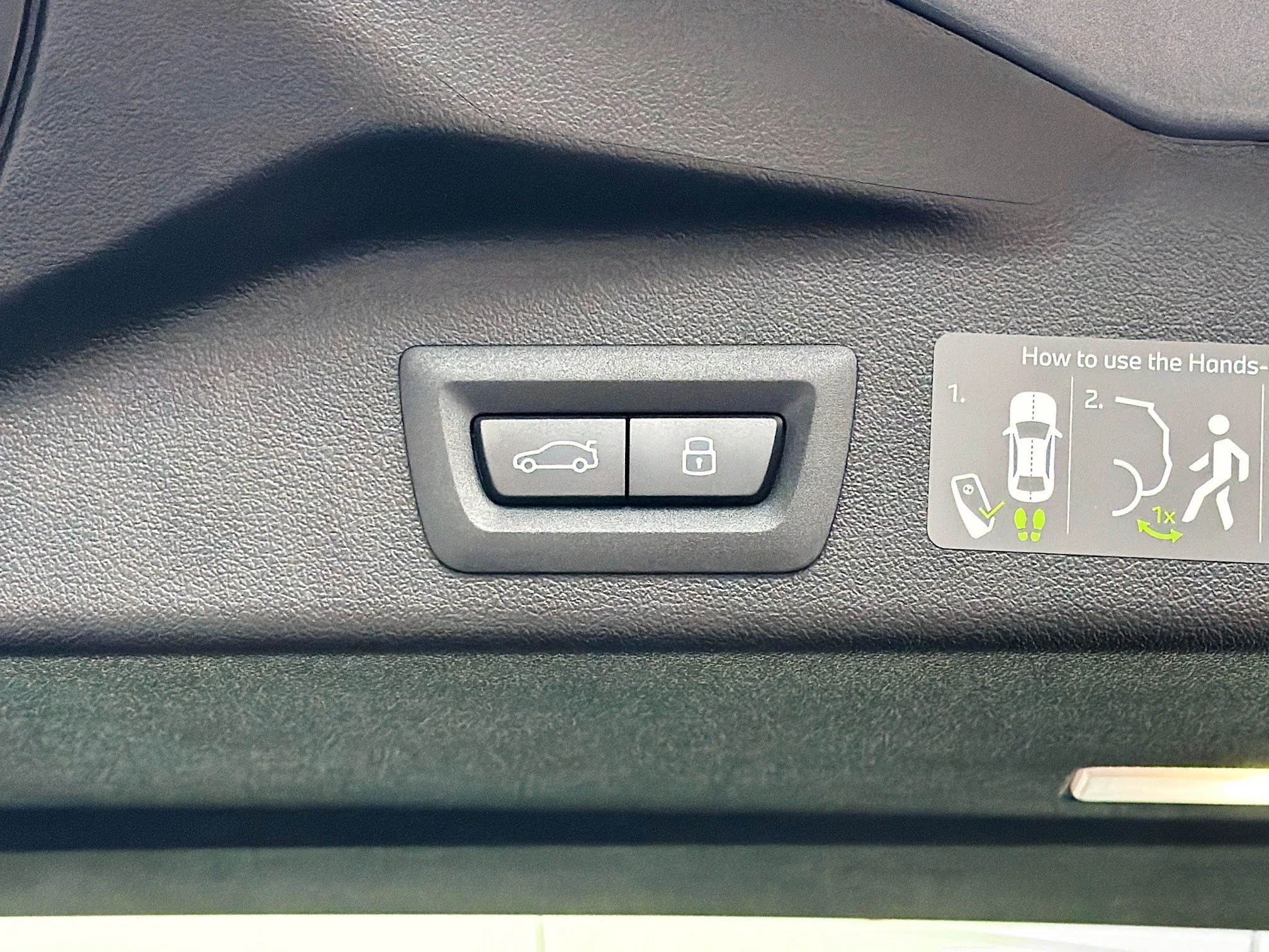 New 2026 Skyscraper Grey Metallic BMW xDrive40i image 13