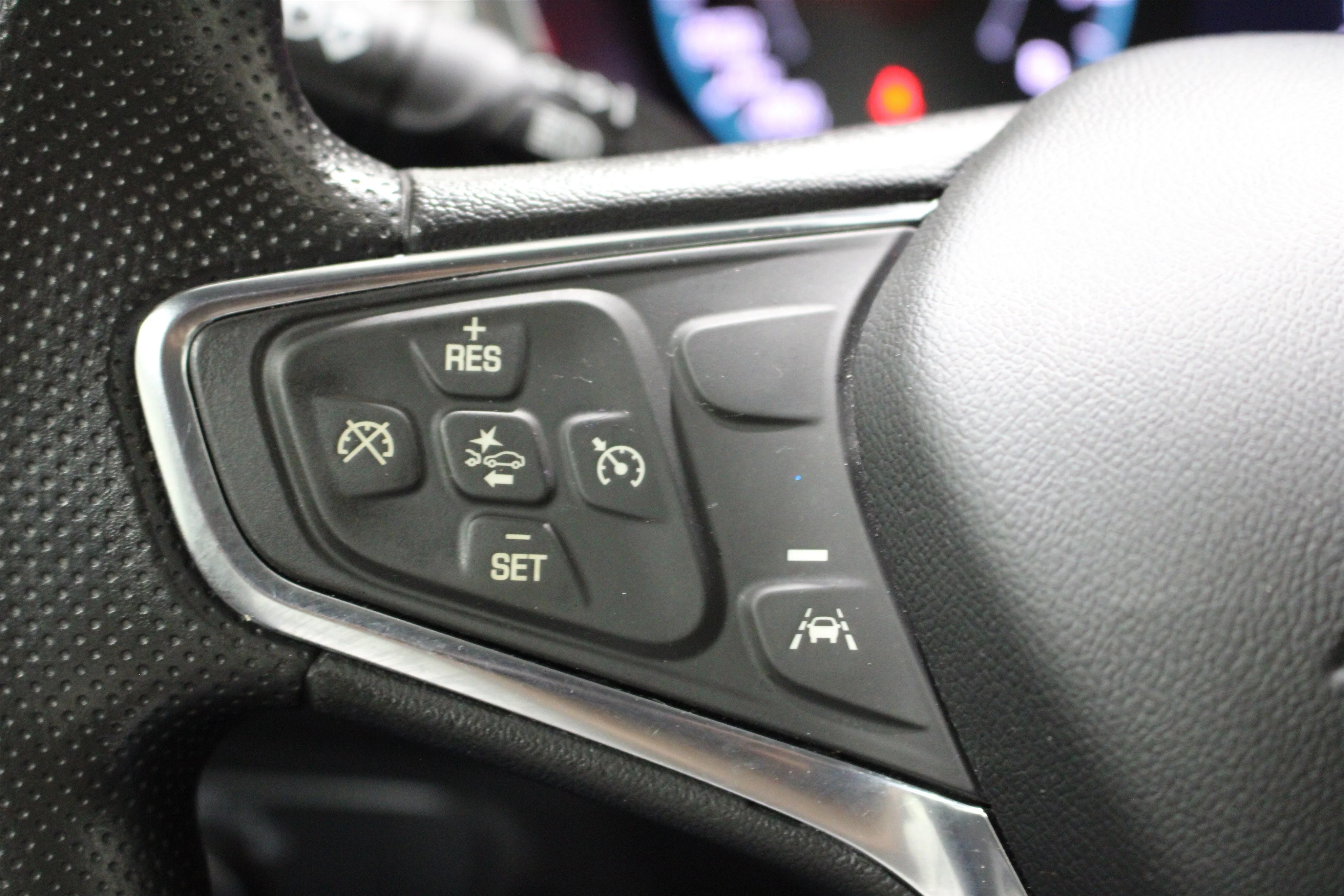 2024 Chevrolet Equinox LS - Photo 12