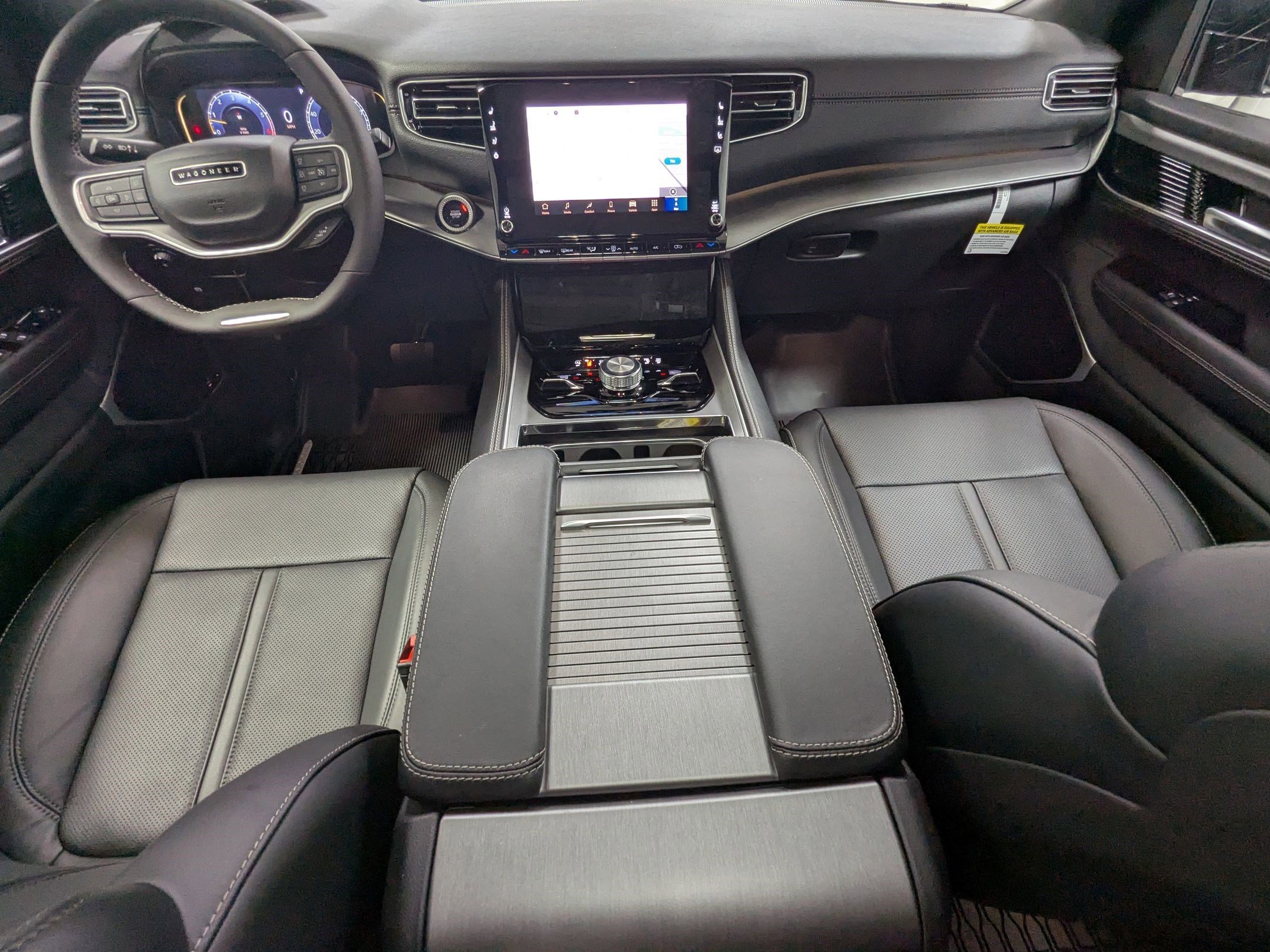 2025 Jeep Wagoneer Series III - Photo 15