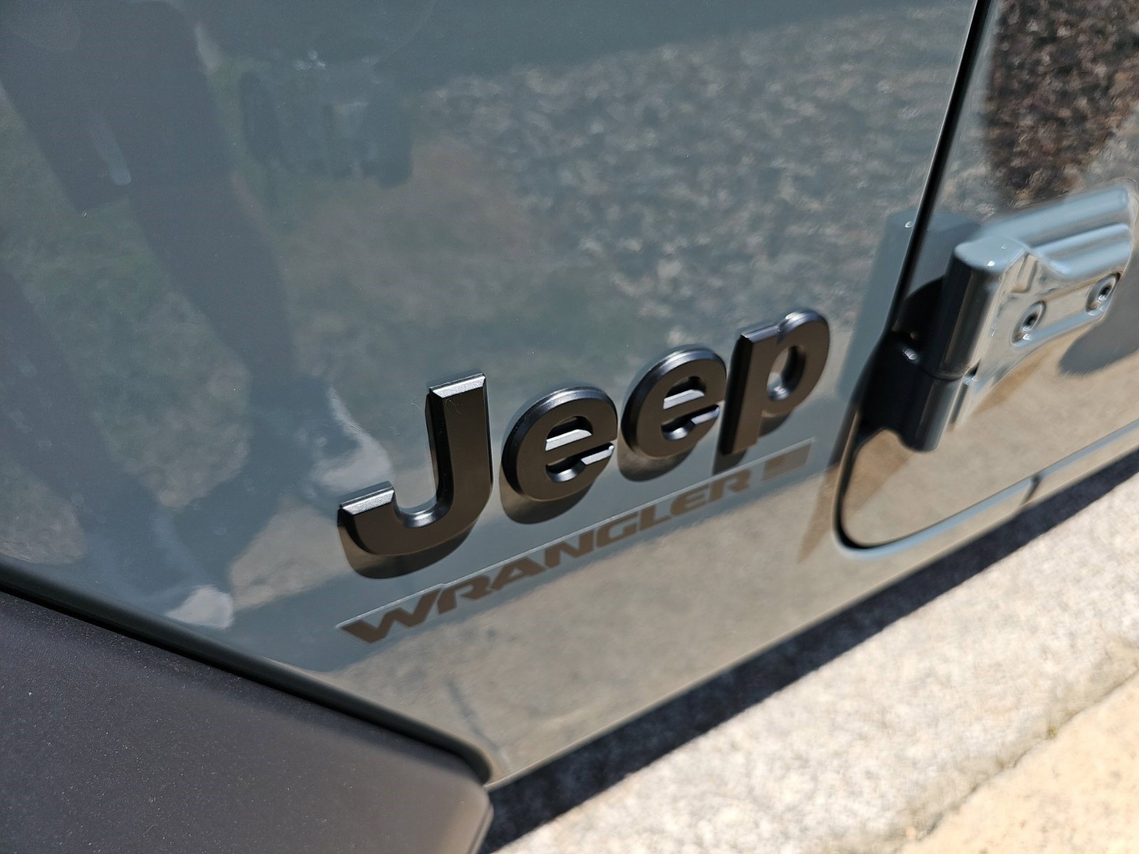 New 2026 Anvil Clearcoat Jeep Sport S image 18