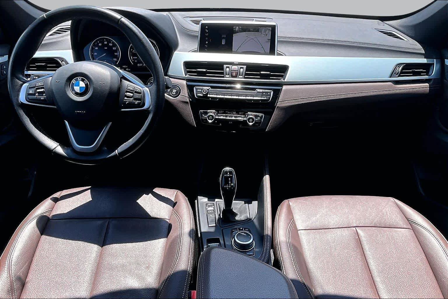 Used 2021 Alpine White BMW sDrive28i image 16