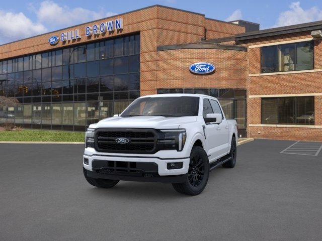 New 2026 Star White Metallic Tri-Coat Ford LARIAT image 24