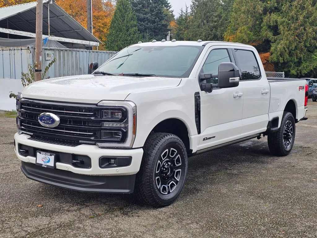 New 2026 Star White Metallic Tri-Coat Ford F-250® Platinum® image 3
