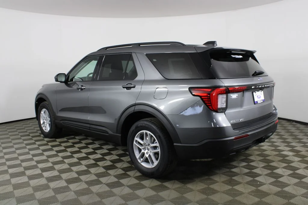 New 2026 Carbonized Gray Metallic Ford Active image 4