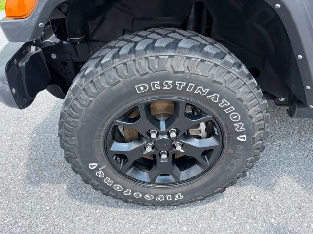 Used 2022 Gray Jeep Willys image 9
