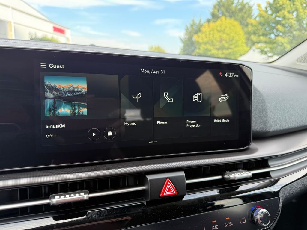 New 2026 Snow White Pearl Kia EX image 27