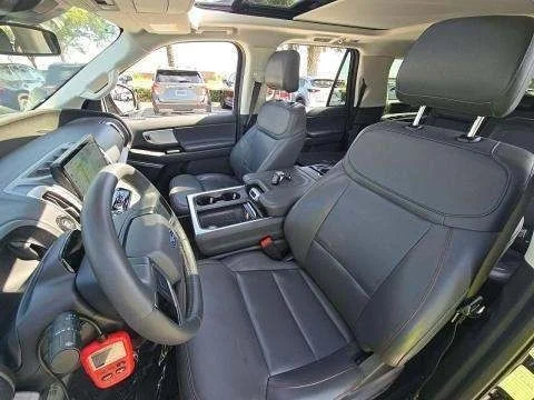 Used 2025 Black Ford Active image 6