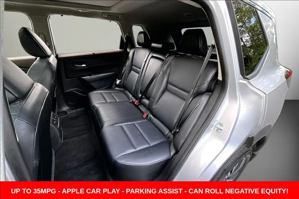 Used 2023 Silver Nissan SV image 21