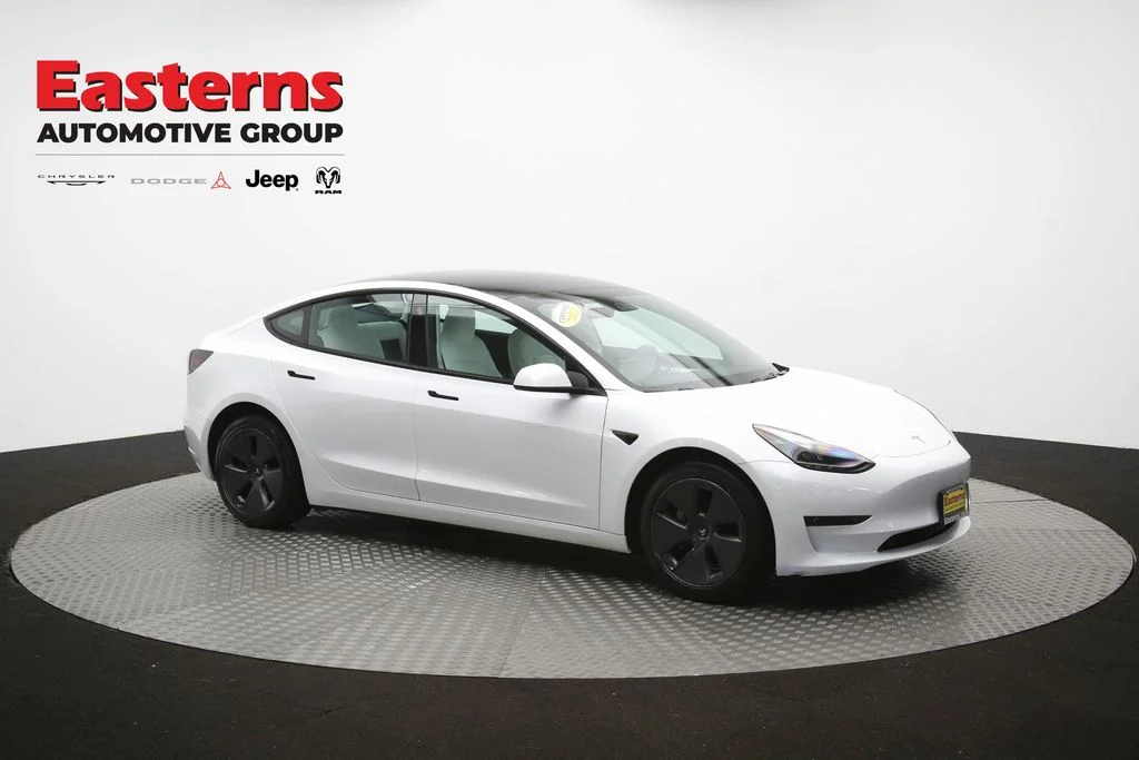 Used 2023 White Tesla Base image 44
