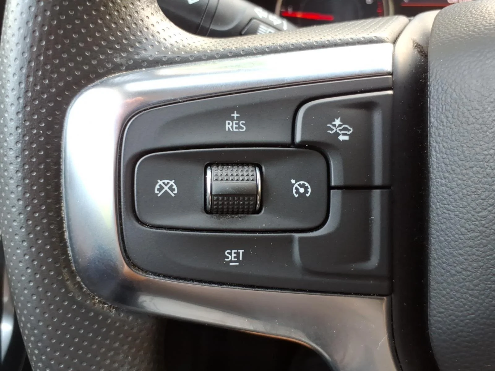 Used 2024 Sterling Gray Metallic Chevrolet LT image 14