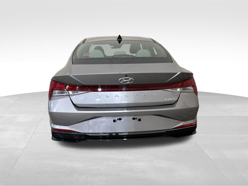 Used 2023 Silver Hyundai Limited image 4
