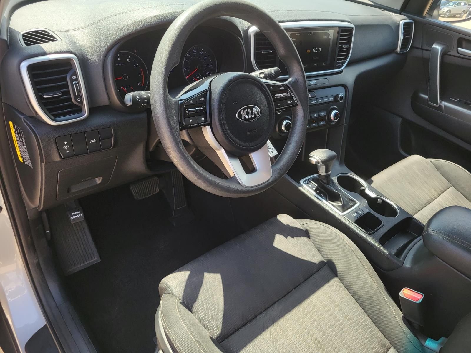 Used 2021 Sparkling Silver Kia LX image 17