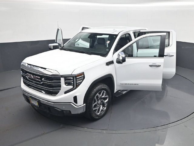 2023 GMC Sierra 1500 SLT - Photo 30
