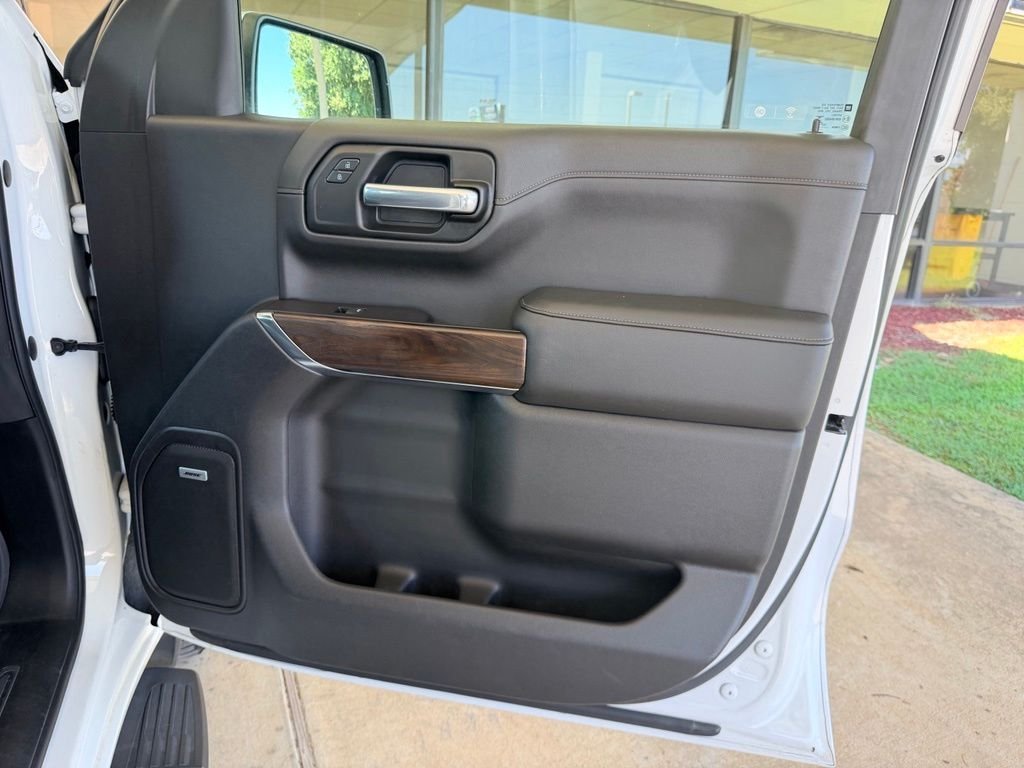 Used 2019 White GMC SLT image 38