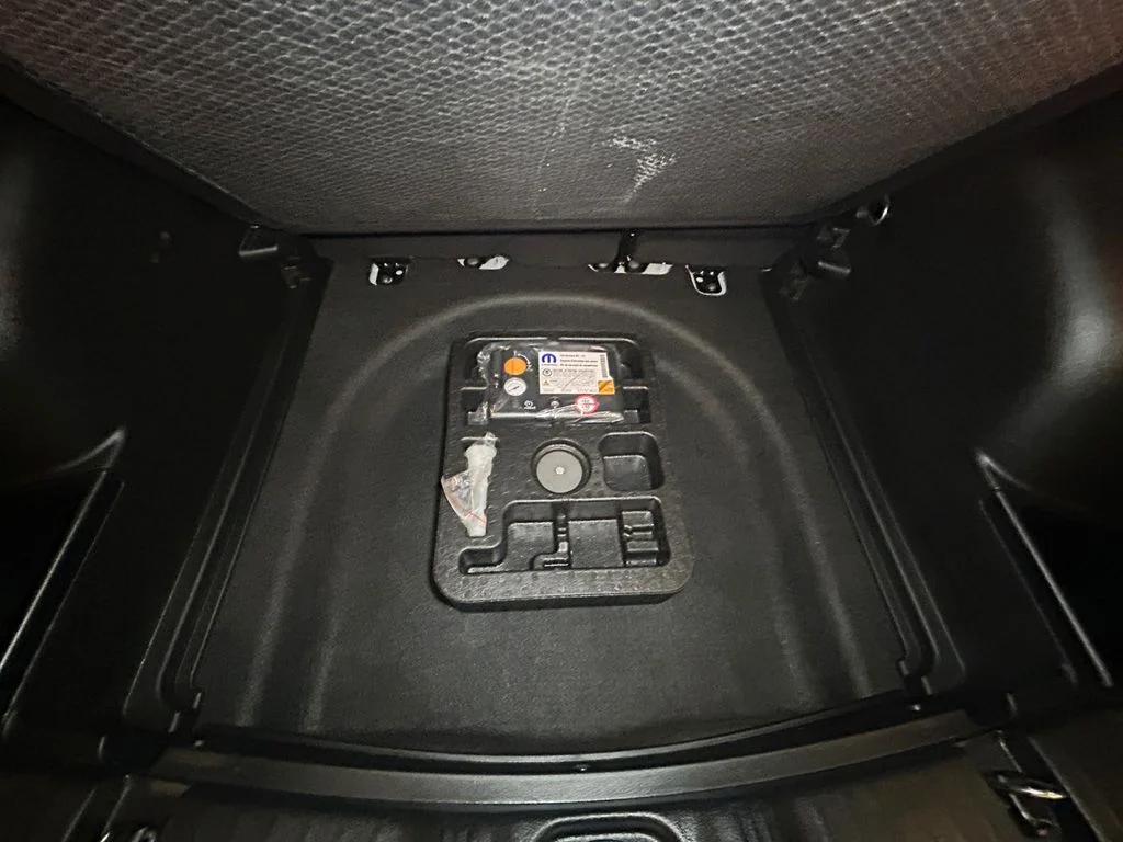 Used 2025 Bright White Jeep Limited image 19
