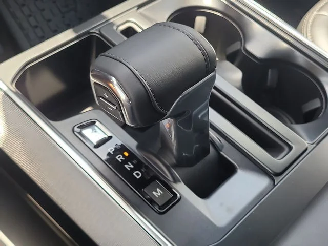 New 2026 Gray Metallic Ford Platinum image 29