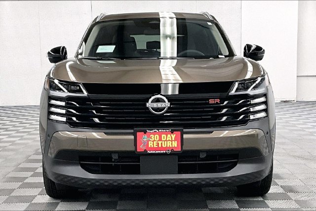 New 2026 Canyon Bronze Nissan SR image 16