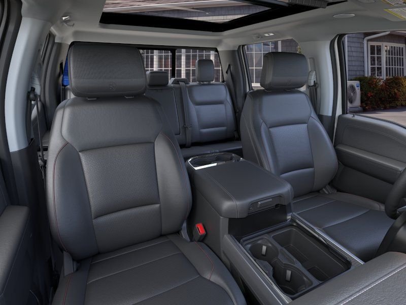 New 2025 Oxford White Ford Lariat image 10