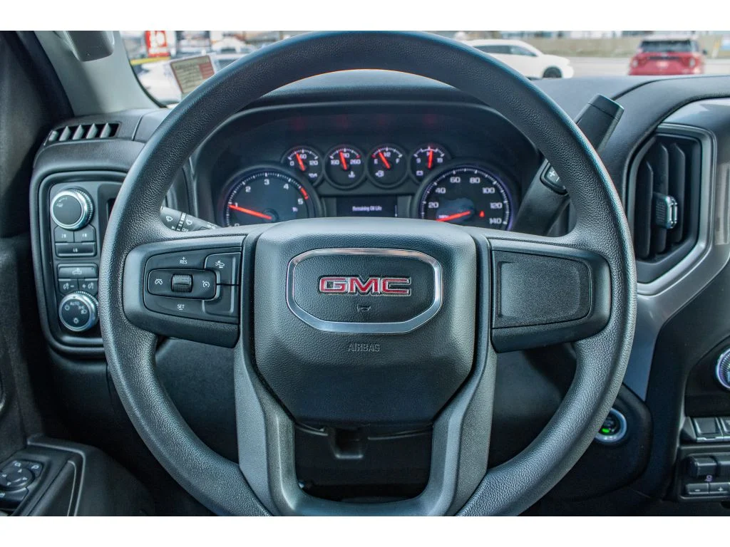 2025 GMC Sierra 3500HD Pro - Photo 21