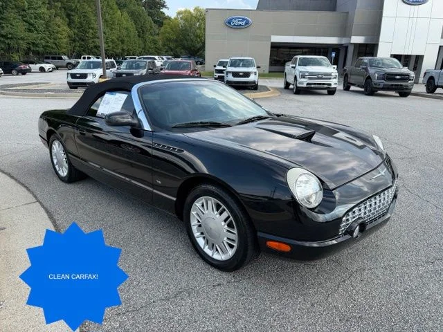 Used 2003 Black Ford Base image 2