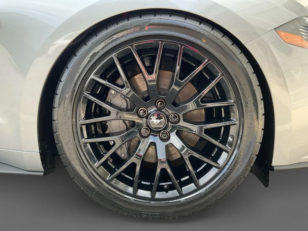 Used 2023 Silver Ford GT Premium image 16