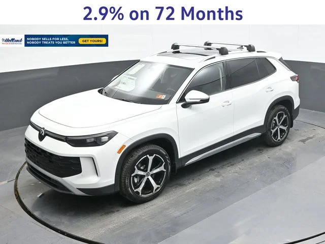 2026 Volkswagen Tiguan SE - Photo 13