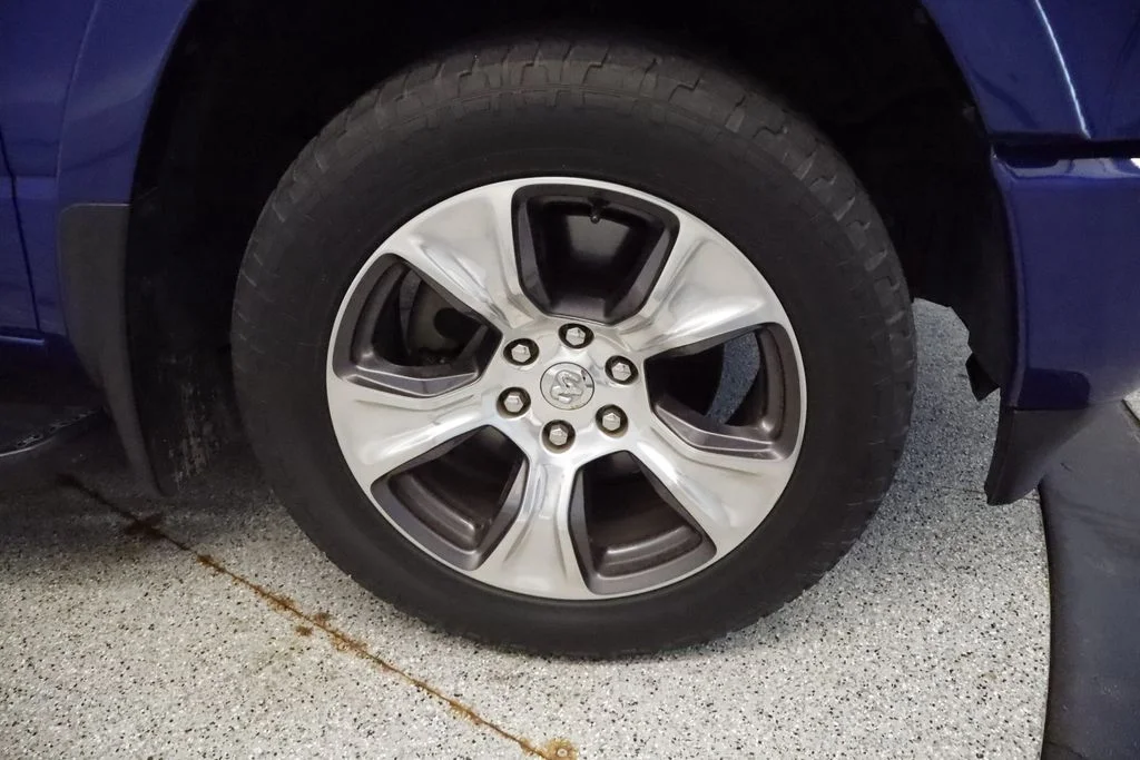 Certified Used 2019 Blue Ram Laramie image 10