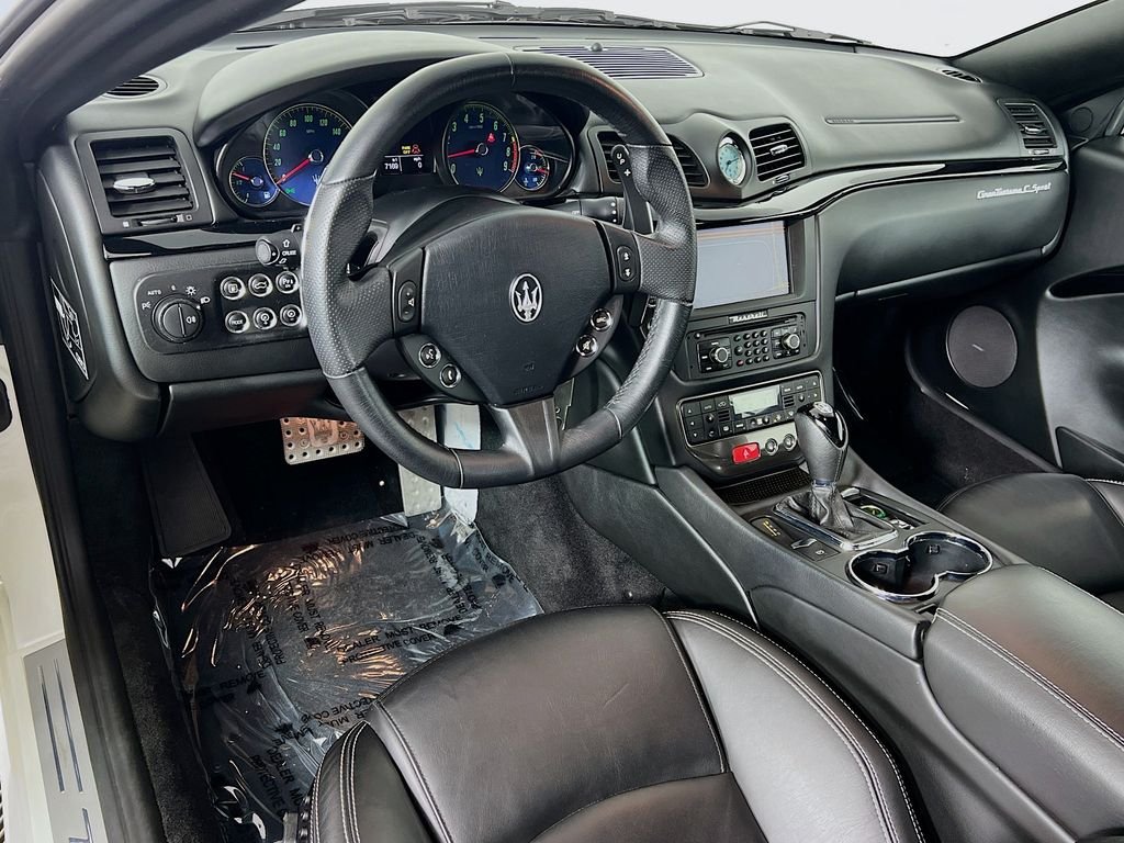 Used 2016 White Maserati Sport image 9