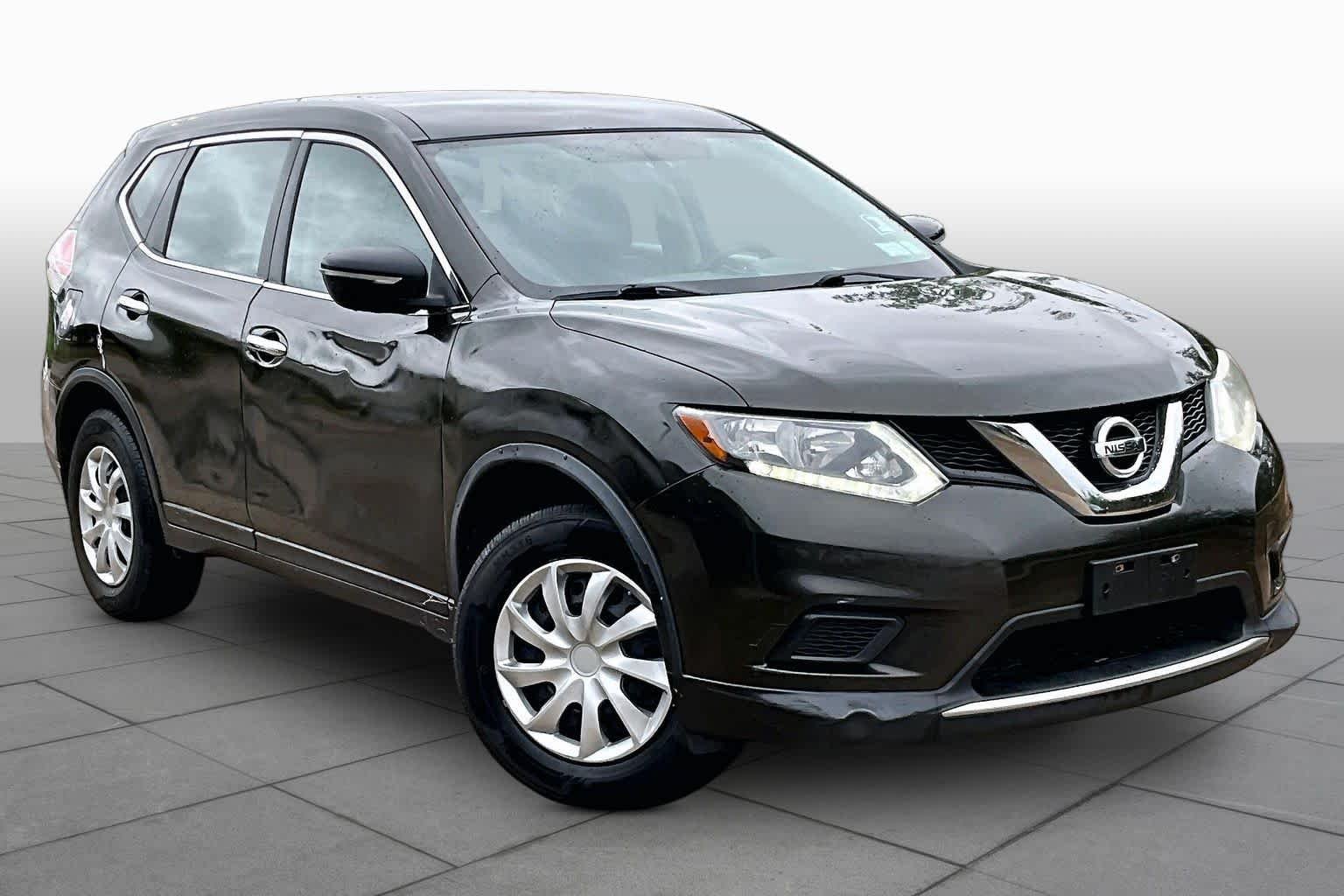 Used 2015 Midnight Jade Nissan S image 2