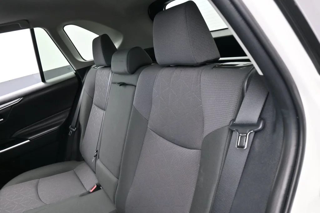 Used 2025 Ice Toyota XLE image 27