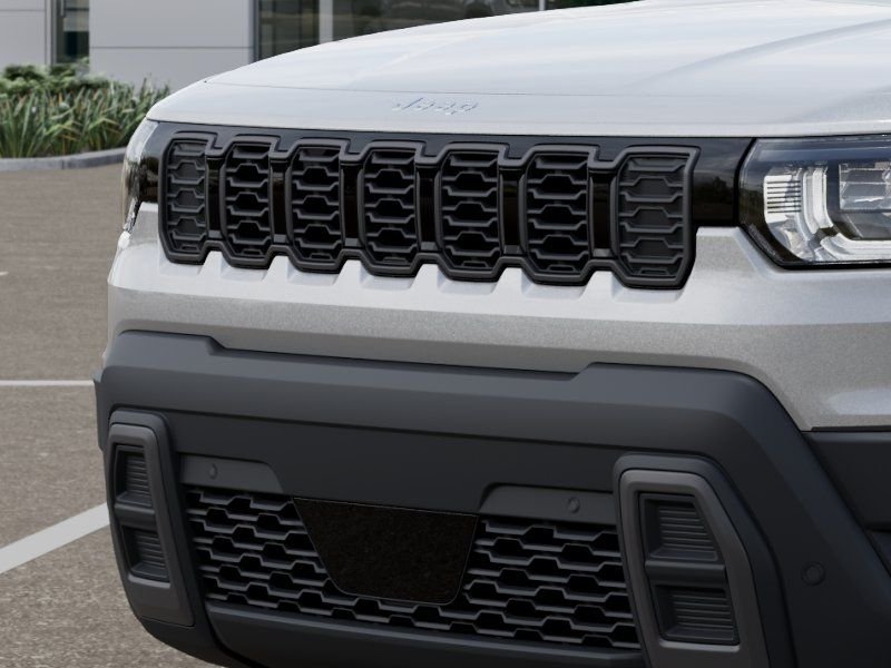 New 2026 Silver Zynith Clear-Coat Exterior Paint Jeep Limited image 11