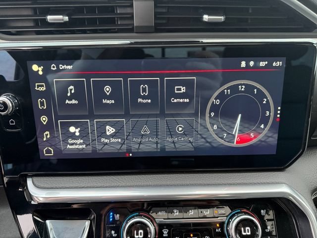 Used 2022 WHITE FROST TRICOAT GMC Denali image 26