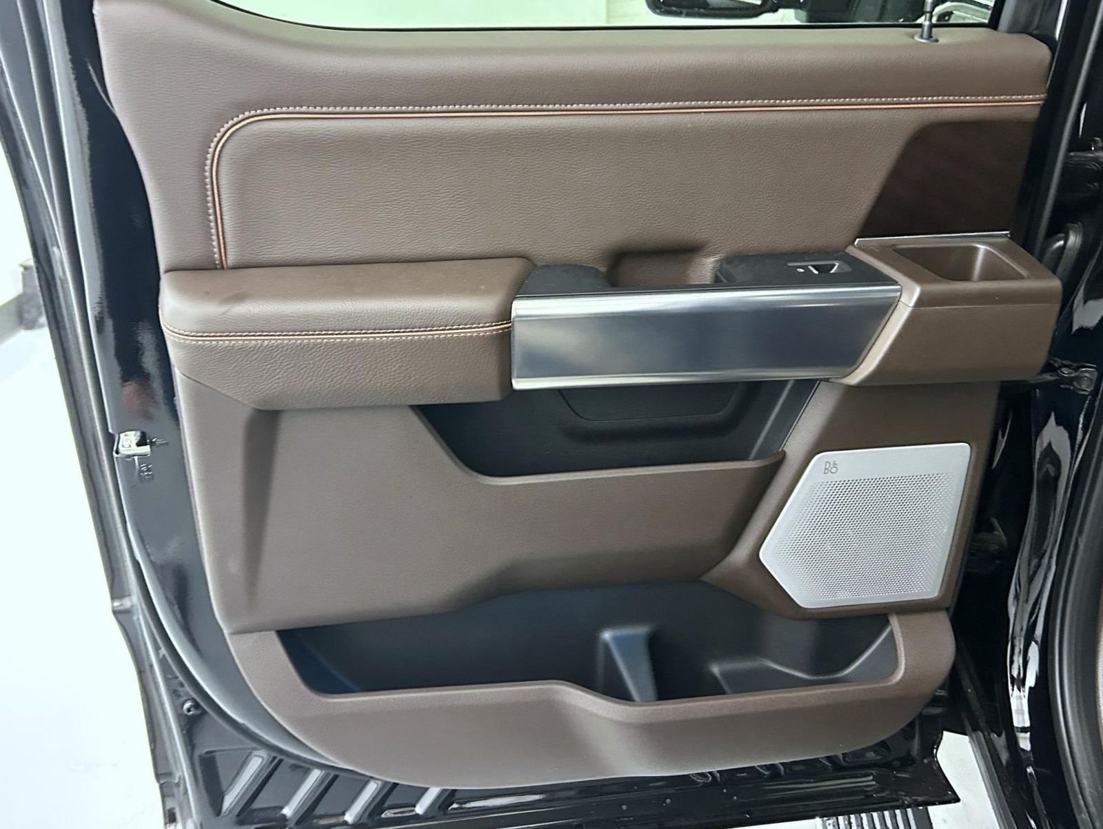 New 2026 Agate Black Metallic Ford King Ranch image 21