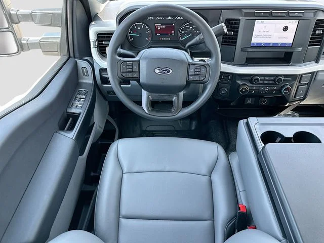 New 2024 Oxford White Ford XL image 15